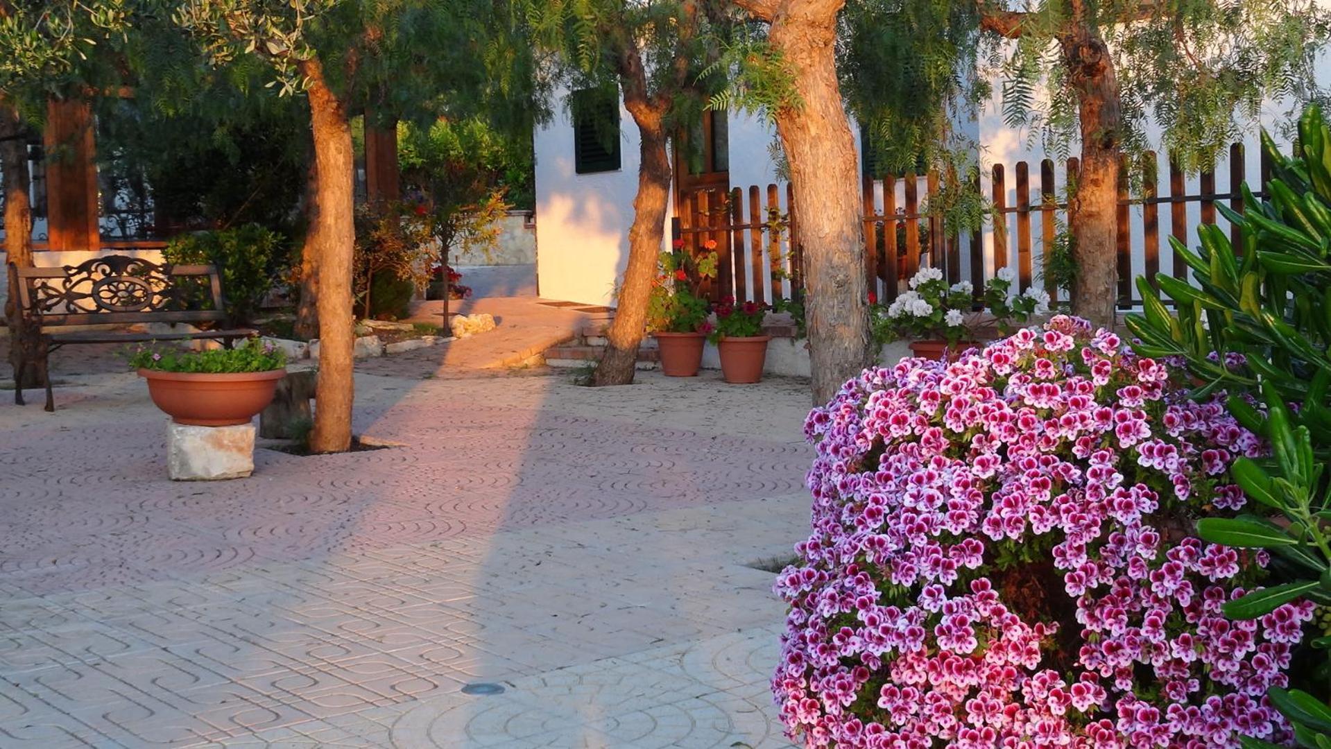Bed And Breakfast La Casetta Monopoli Exterior foto